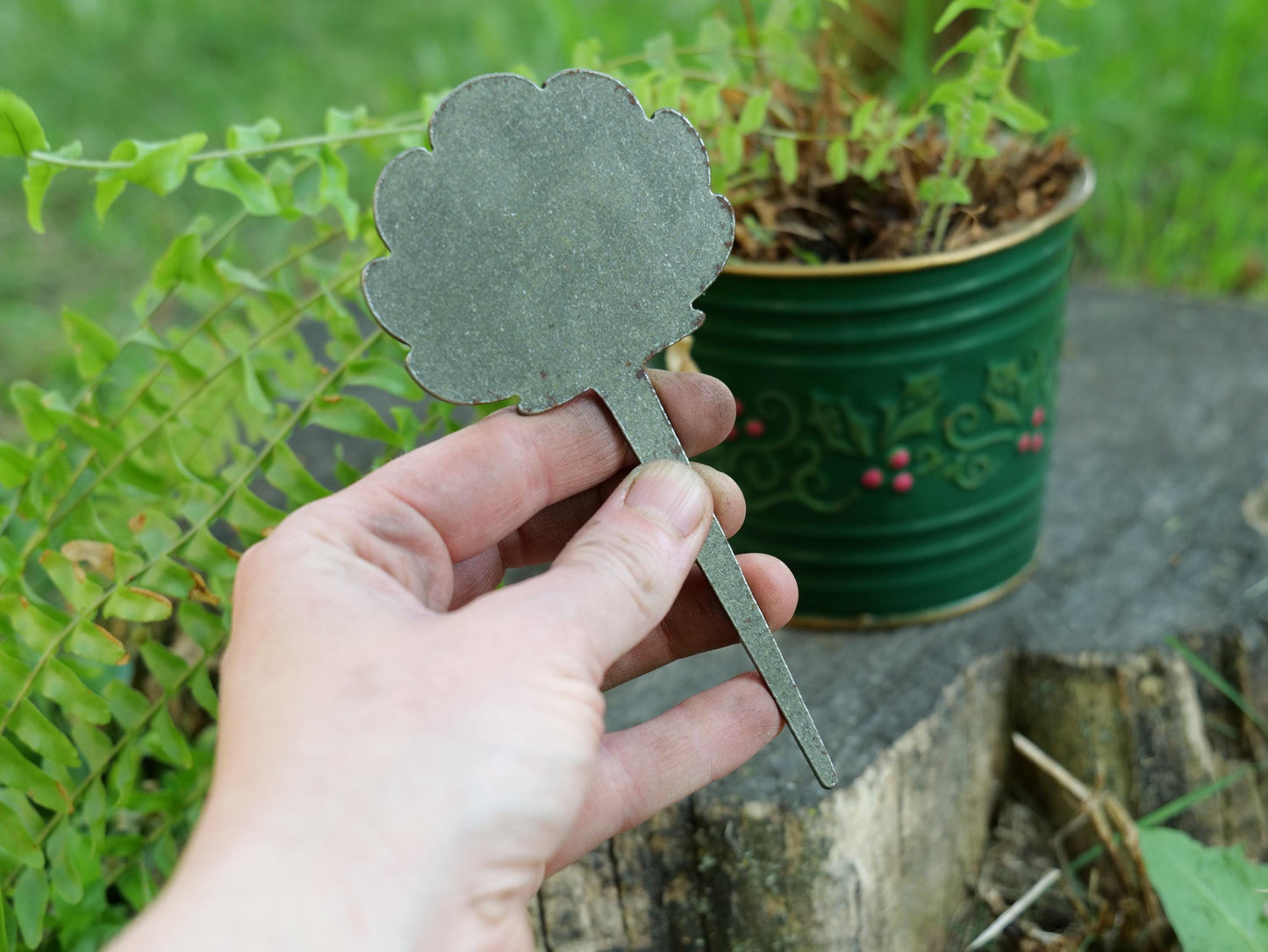 Seashell Metal Planter Decoration * Garden Stake * House Plant Decorations* Outdoor Stake Decorations * Fairy Garden Accessories * Plant