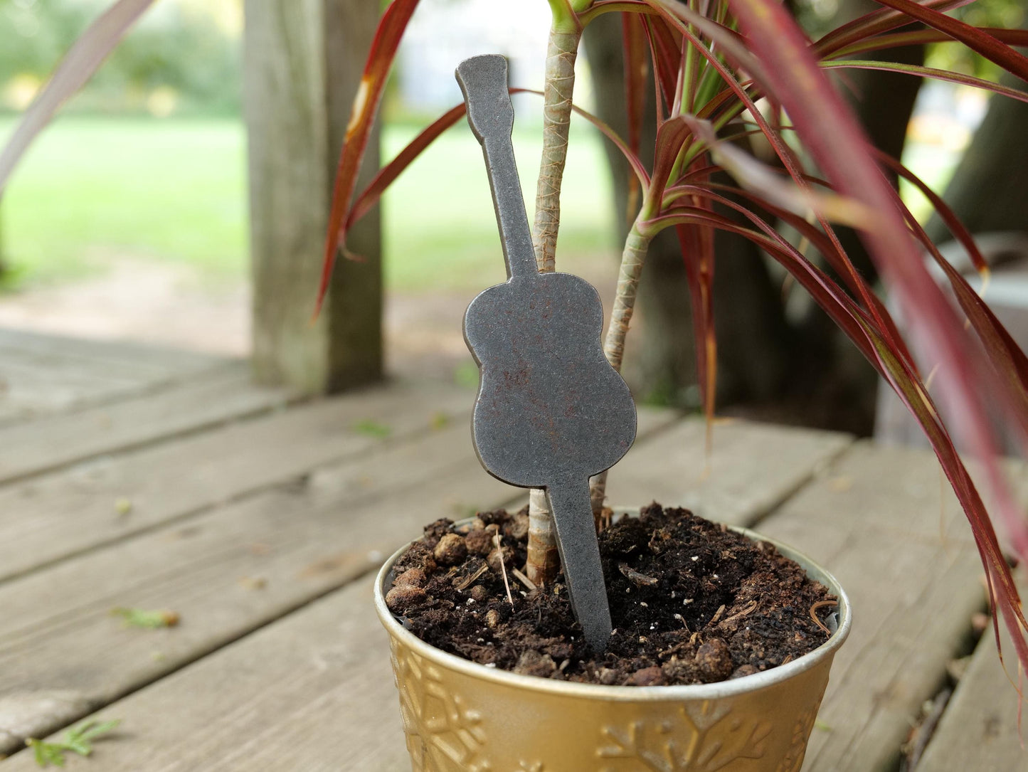 Guitar Metal Planter Decoration * Garden Stake * House Plant Decorations* Outdoor Stake Decorations * Fairy Garden Accessories * Plant