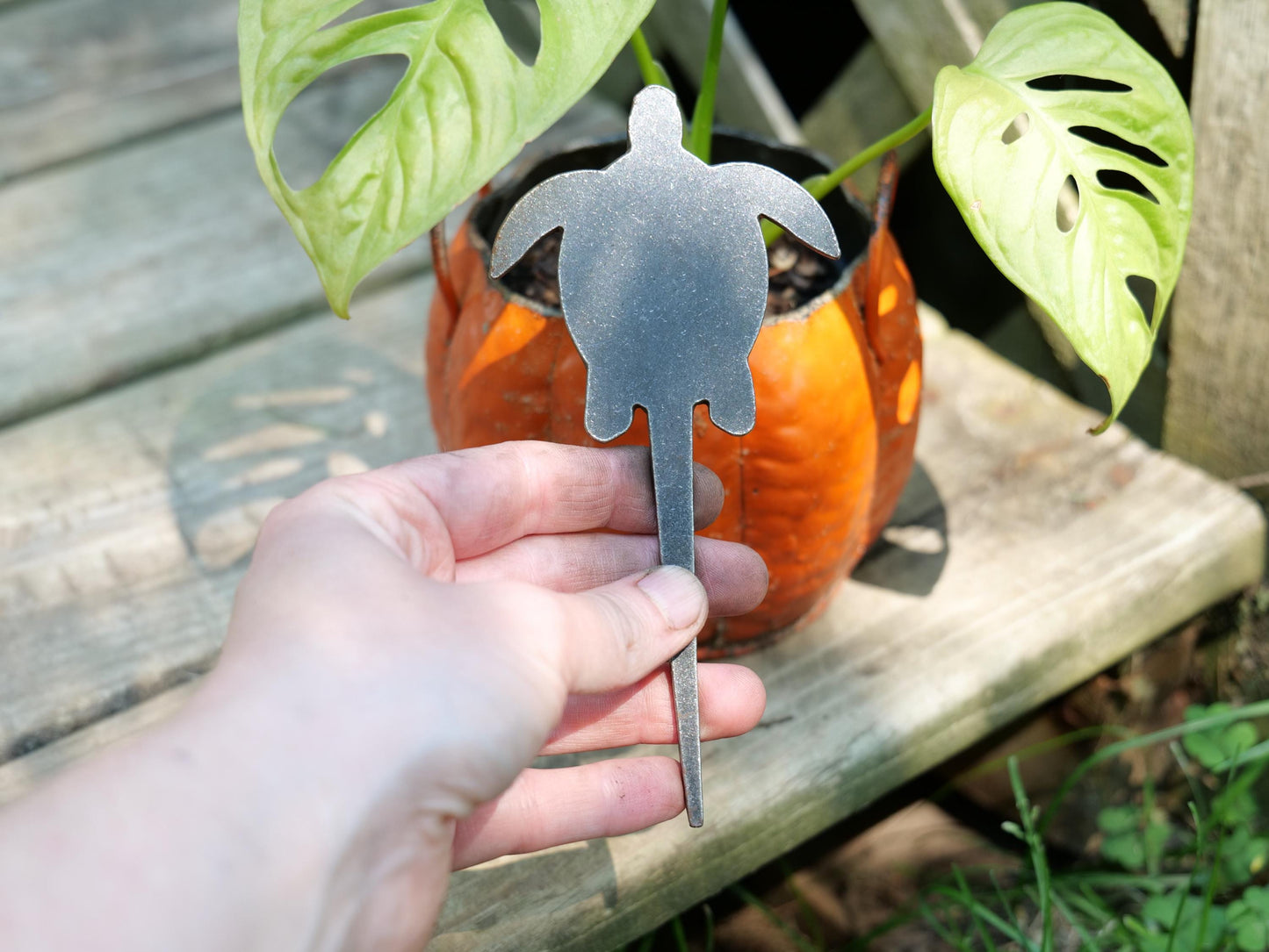 Apple Garden Stake * Metal Planter Decoration * House Plant Decorations* Outdoor Stake Decorations * Fairy Garden Accessories * Farm