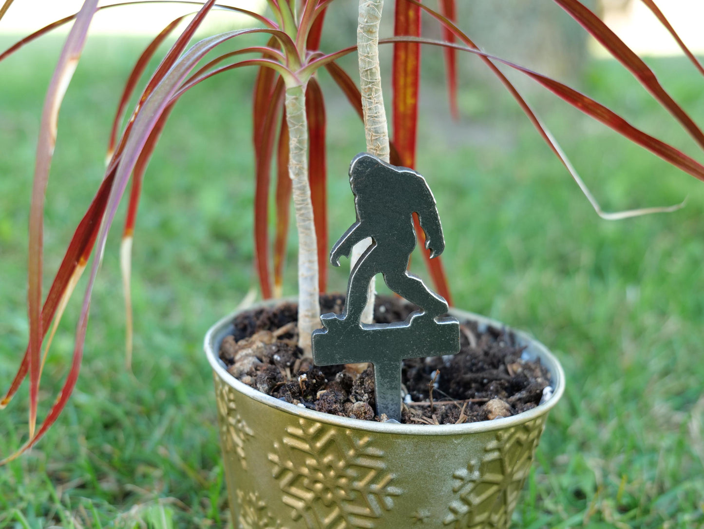Barn Garden Stake * Metal Planter Decoration * House Plant Decorations* Outdoor Stake Decorations * Fairy Garden Accessories * Gardener