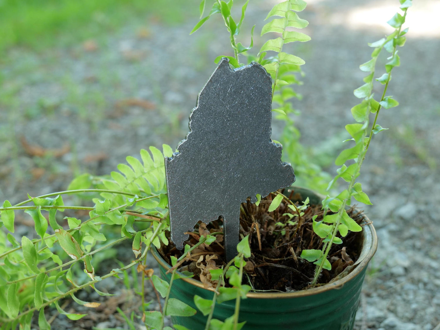 Apple Garden Stake * Metal Planter Decoration * House Plant Decorations* Outdoor Stake Decorations * Fairy Garden Accessories * Farm