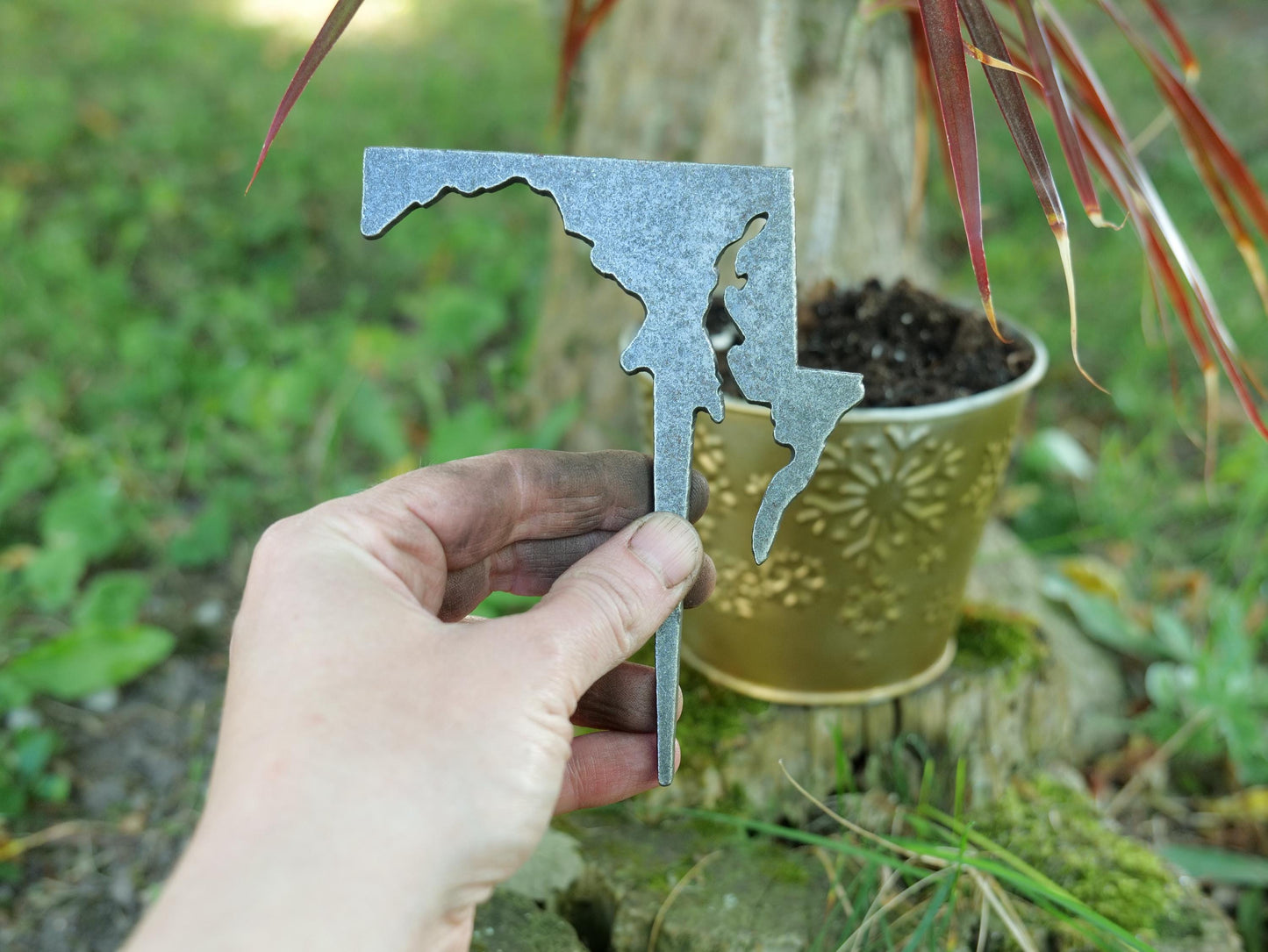 Apple Garden Stake * Metal Planter Decoration * House Plant Decorations* Outdoor Stake Decorations * Fairy Garden Accessories * Farm