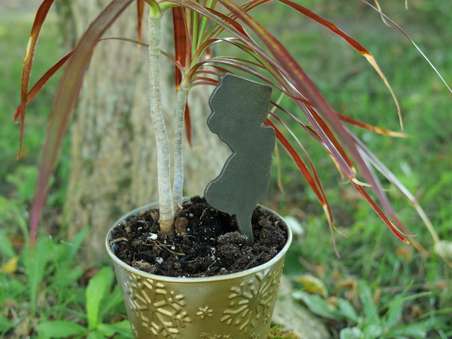 Apple Garden Stake * Metal Planter Decoration * House Plant Decorations* Outdoor Stake Decorations * Fairy Garden Accessories * Farm