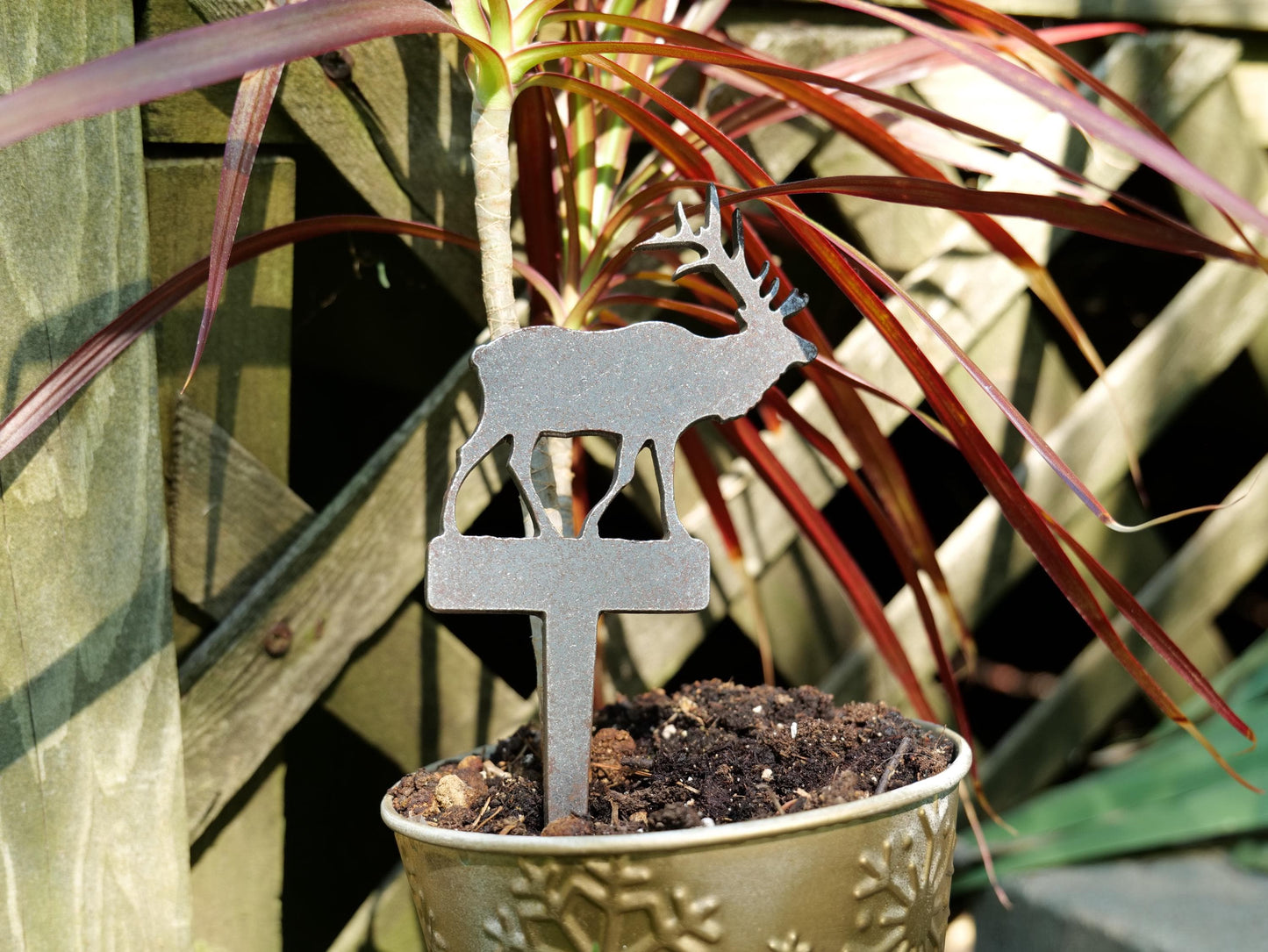 Apple Garden Stake * Metal Planter Decoration * House Plant Decorations* Outdoor Stake Decorations * Fairy Garden Accessories * Farm