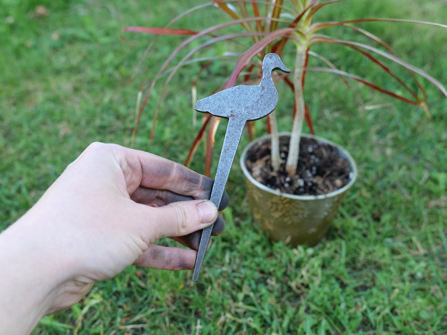 Apple Garden Stake * Metal Planter Decoration * House Plant Decorations* Outdoor Stake Decorations * Fairy Garden Accessories * Farm