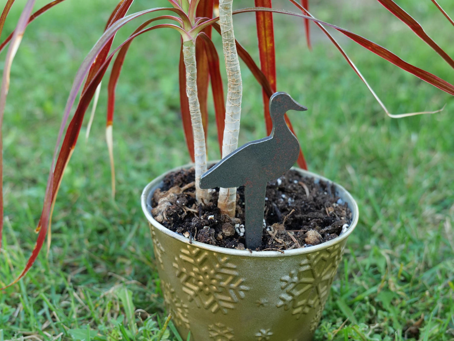 Apple Garden Stake * Metal Planter Decoration * House Plant Decorations* Outdoor Stake Decorations * Fairy Garden Accessories * Farm