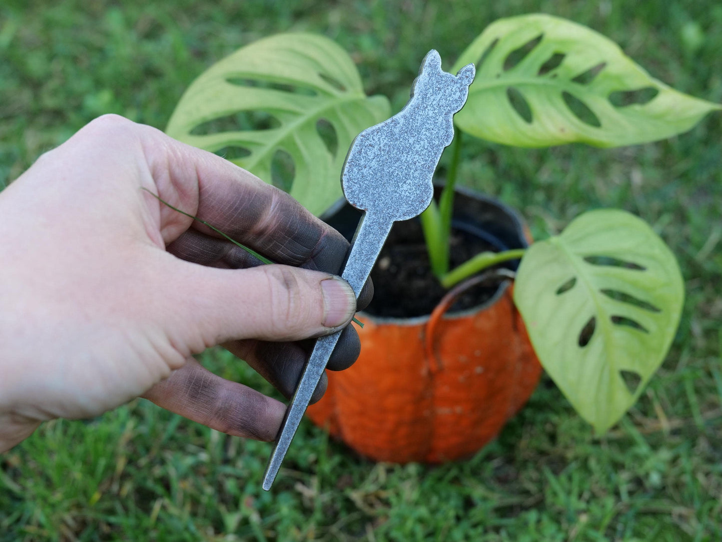 Apple Garden Stake * Metal Planter Decoration * House Plant Decorations* Outdoor Stake Decorations * Fairy Garden Accessories * Farm