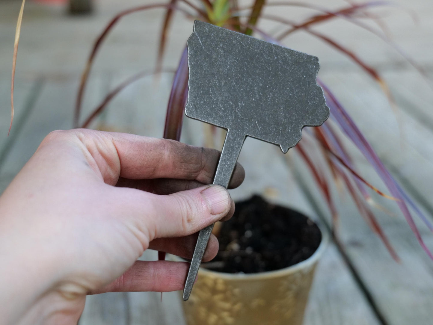 Apple Garden Stake * Metal Planter Decoration * House Plant Decorations* Outdoor Stake Decorations * Fairy Garden Accessories * Farm