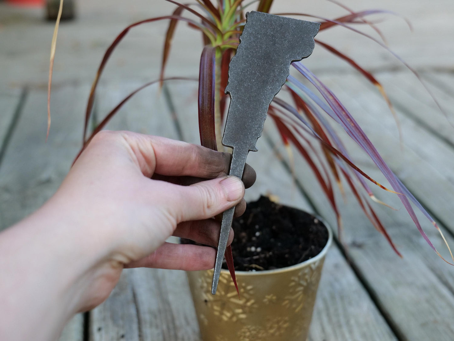 Apple Garden Stake * Metal Planter Decoration * House Plant Decorations* Outdoor Stake Decorations * Fairy Garden Accessories * Farm