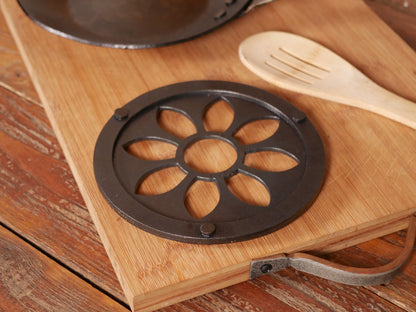 plant pot trivets Flower Trivet Set of 3 * Metal Trivets for Hot Dishes * Black Trivets – Christ Centered Ironworks