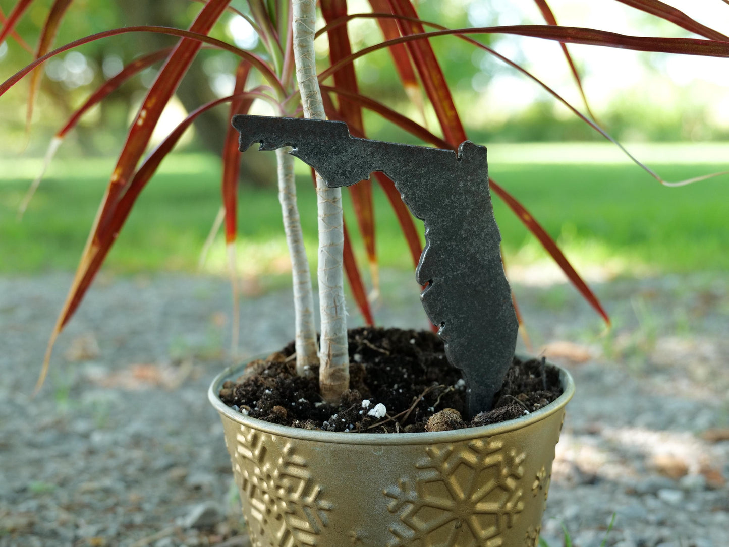 Apple Garden Stake * Metal Planter Decoration * House Plant Decorations* Outdoor Stake Decorations * Fairy Garden Accessories * Farm