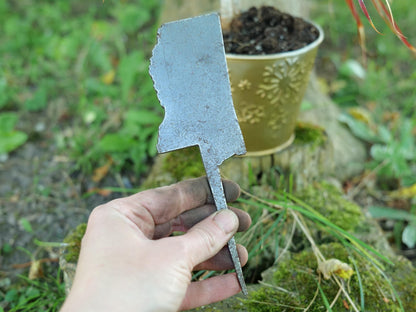 Apple Garden Stake * Metal Planter Decoration * House Plant Decorations* Outdoor Stake Decorations * Fairy Garden Accessories * Farm