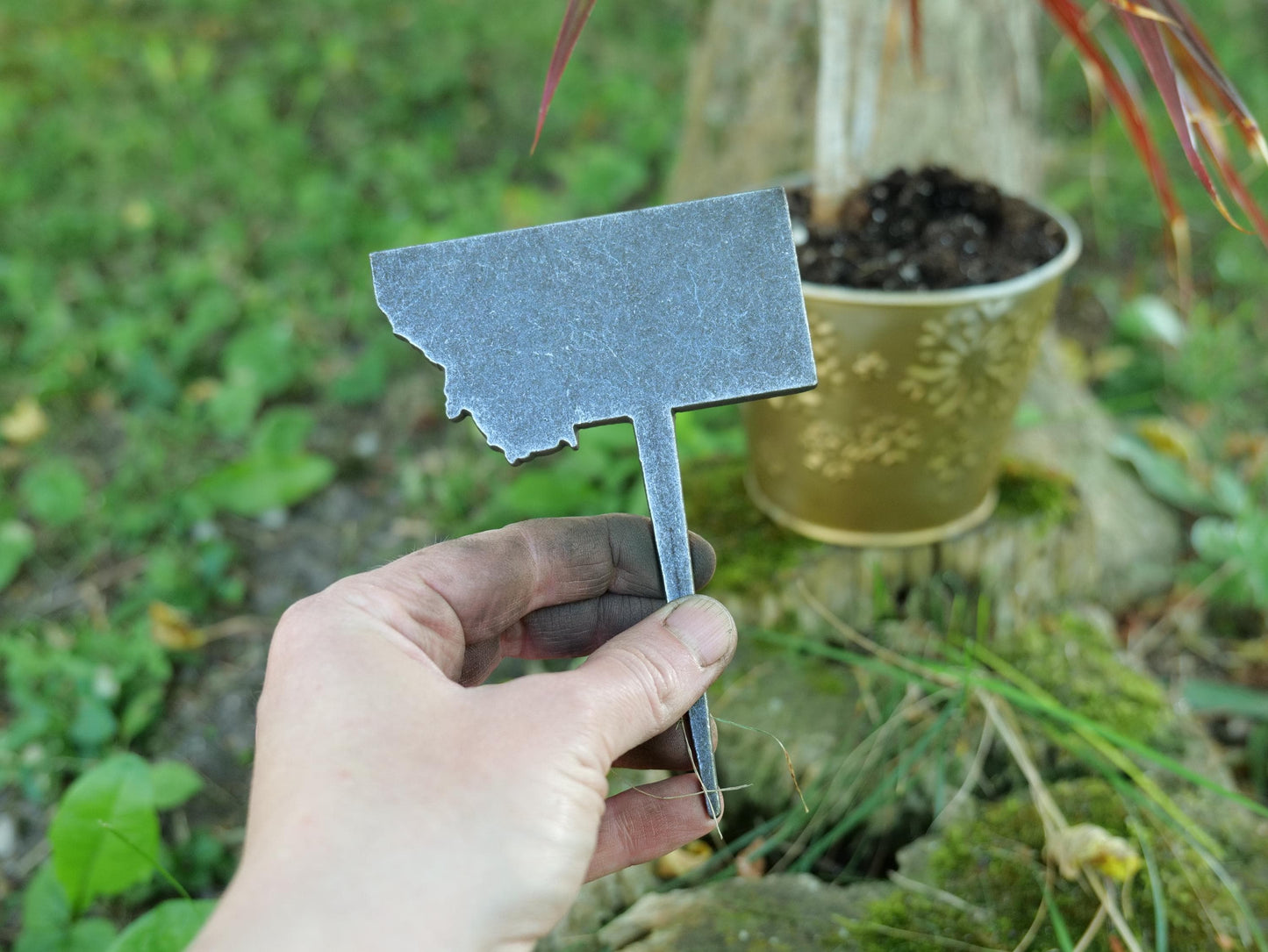 Apple Garden Stake * Metal Planter Decoration * House Plant Decorations* Outdoor Stake Decorations * Fairy Garden Accessories * Farm