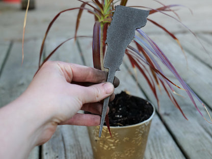 Apple Garden Stake * Metal Planter Decoration * House Plant Decorations* Outdoor Stake Decorations * Fairy Garden Accessories * Farm