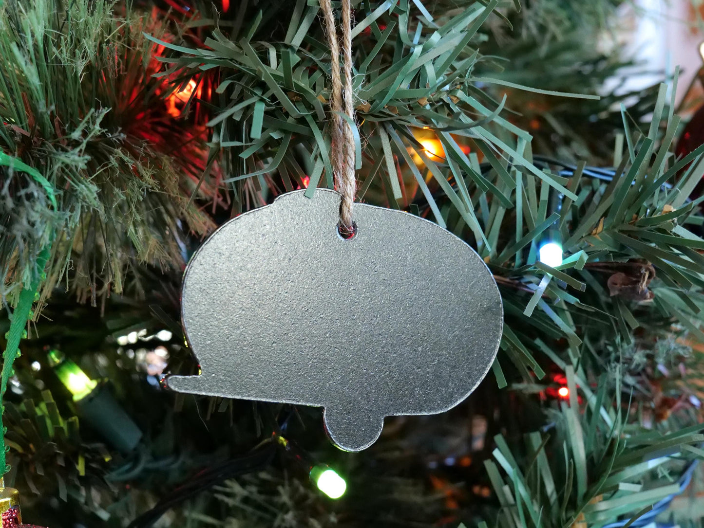 Metal Camper Ornament * Christmas Decor * Winter Gifts * Recreational Ornament * Camping Lover Gifts * Ornament Gift for Homestead